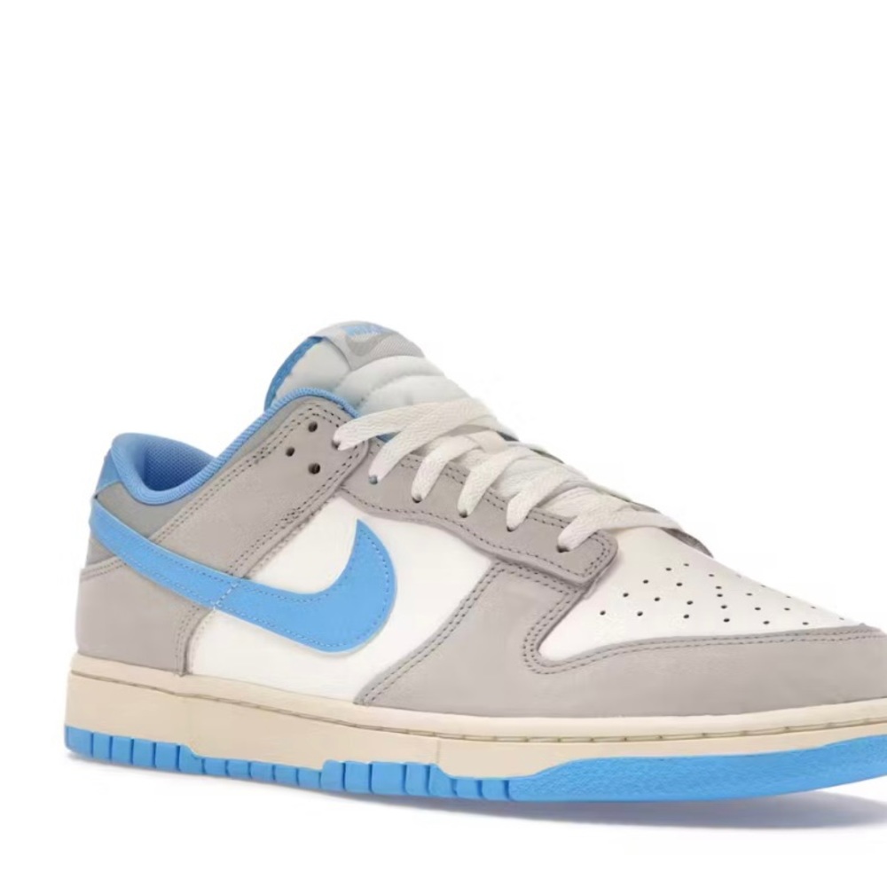 Men’s Nike Dunk Low University Blue